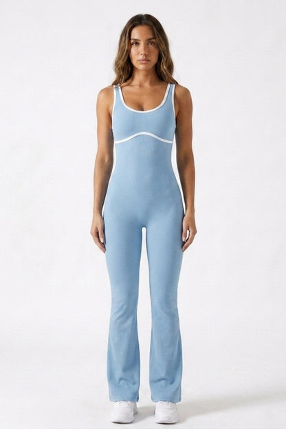 Dames Flared Jumpsuit | Sculpting Fit | Cross Back | Open Rug Detail