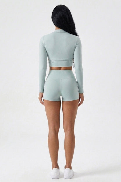 Dames Yoga Top | Wikkel Design | Cut Out Activewear Top | Long Sleeve